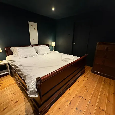 Grade Ii Converted Chapel, Apartment