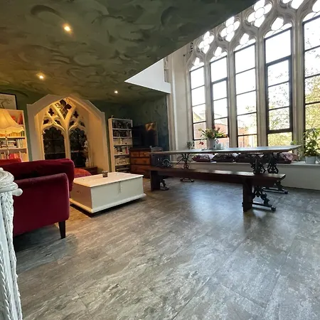 Grade Ii Converted Chapel, * Bristol