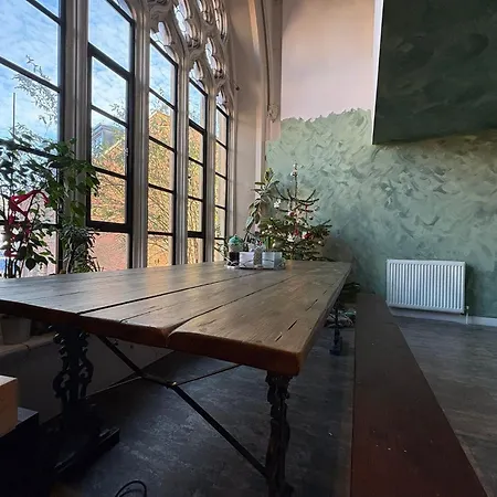 Grade Ii Converted Chapel, Apartment