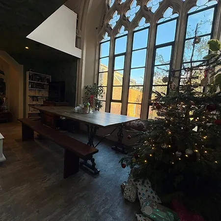 Apartment Grade Ii Converted Chapel, Bristol