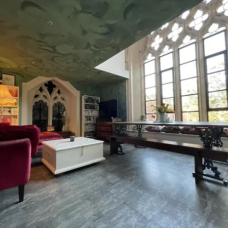 Grade Ii Converted Chapel,